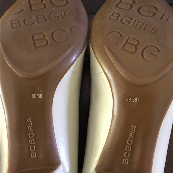 BCBGIrls pumps - Picture 3 of 6